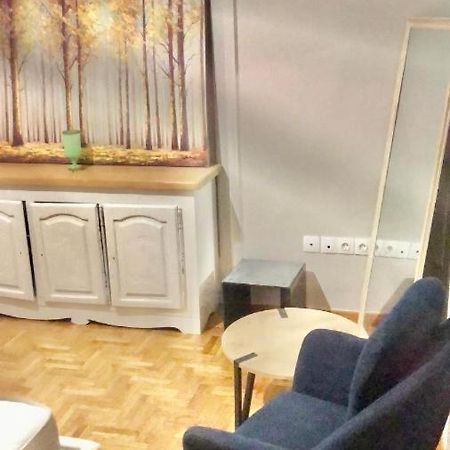 Economy Shared Apartment D In Central เอเธนส์ ภายนอก รูปภาพ